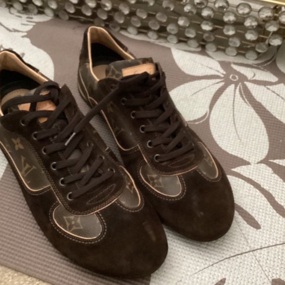 Louis Vuitton Men’s Energie Sneaker Brown Leather LV size 9 - Picture 2 of 11